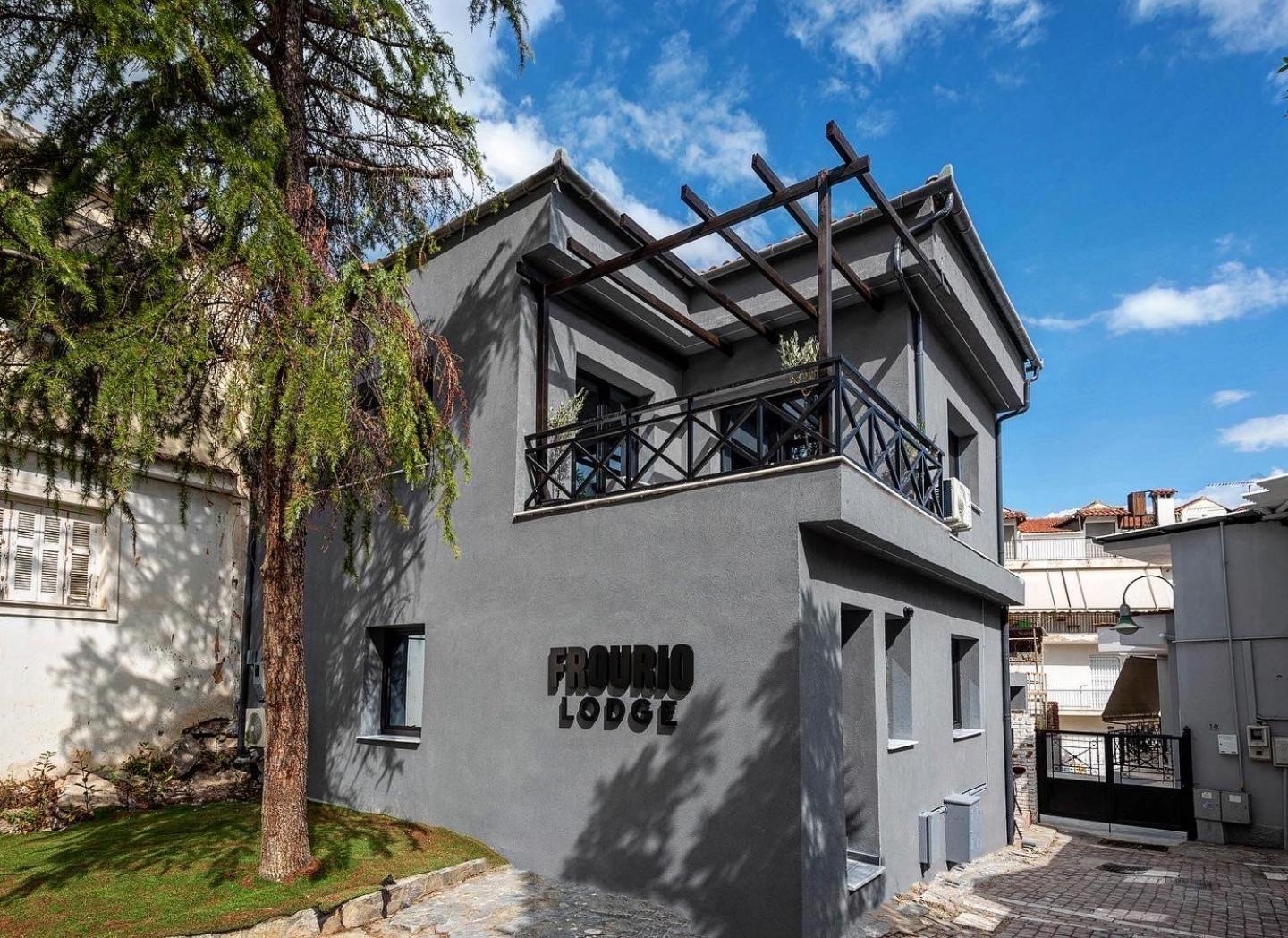 Frourio Lodge Α2 Larissa Bagian luar foto
